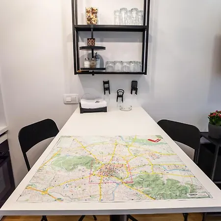 Loni's Place Apartment